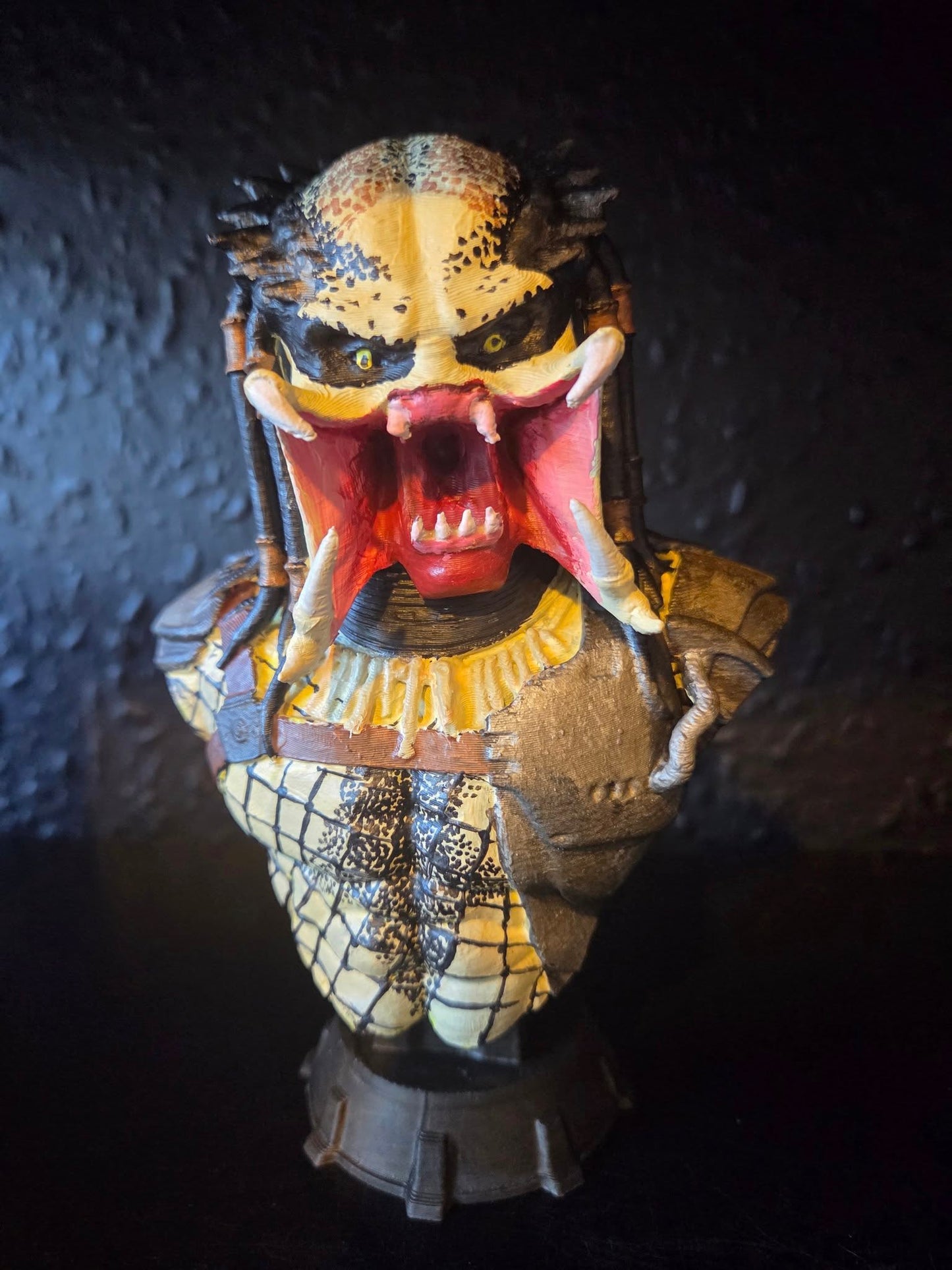 3D Print model Predator bust